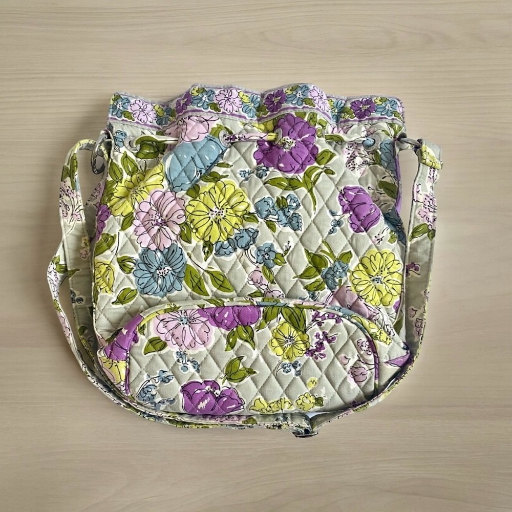 Vera Bradley Daisy Hipster Crossbody Tote Excellent Condition - Picture 2 of 16